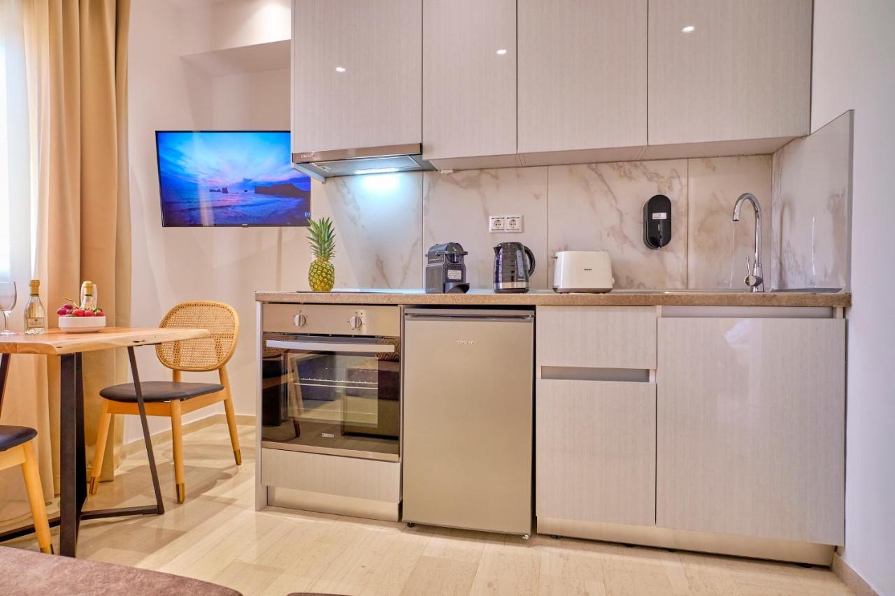 Sunflower Suites Gouvia Corfu Екстериор снимка