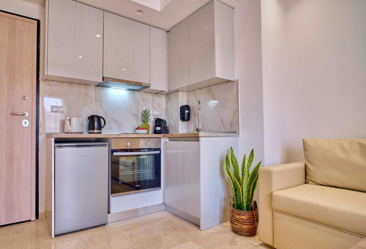 Sunflower Suites Gouvia Corfu Екстериор снимка