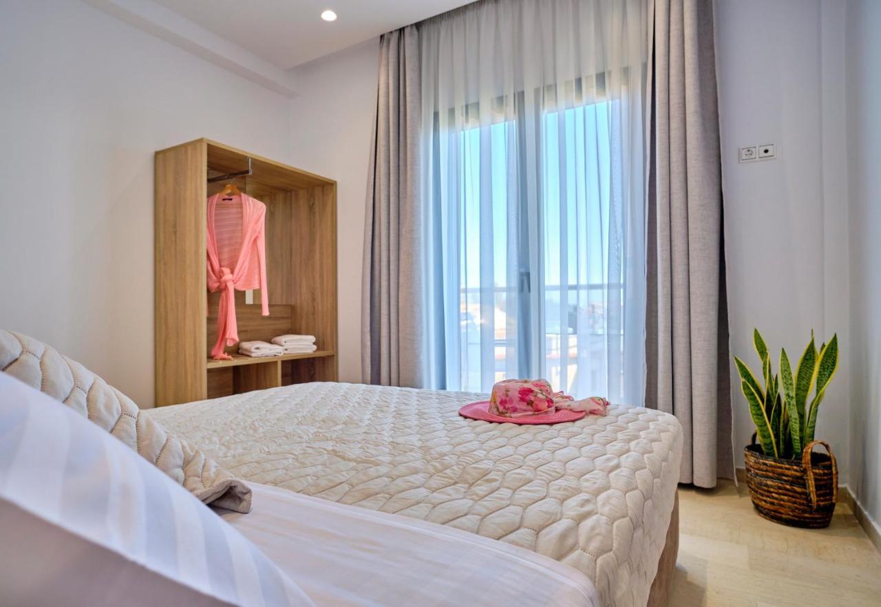 Sunflower Suites Gouvia Corfu Екстериор снимка