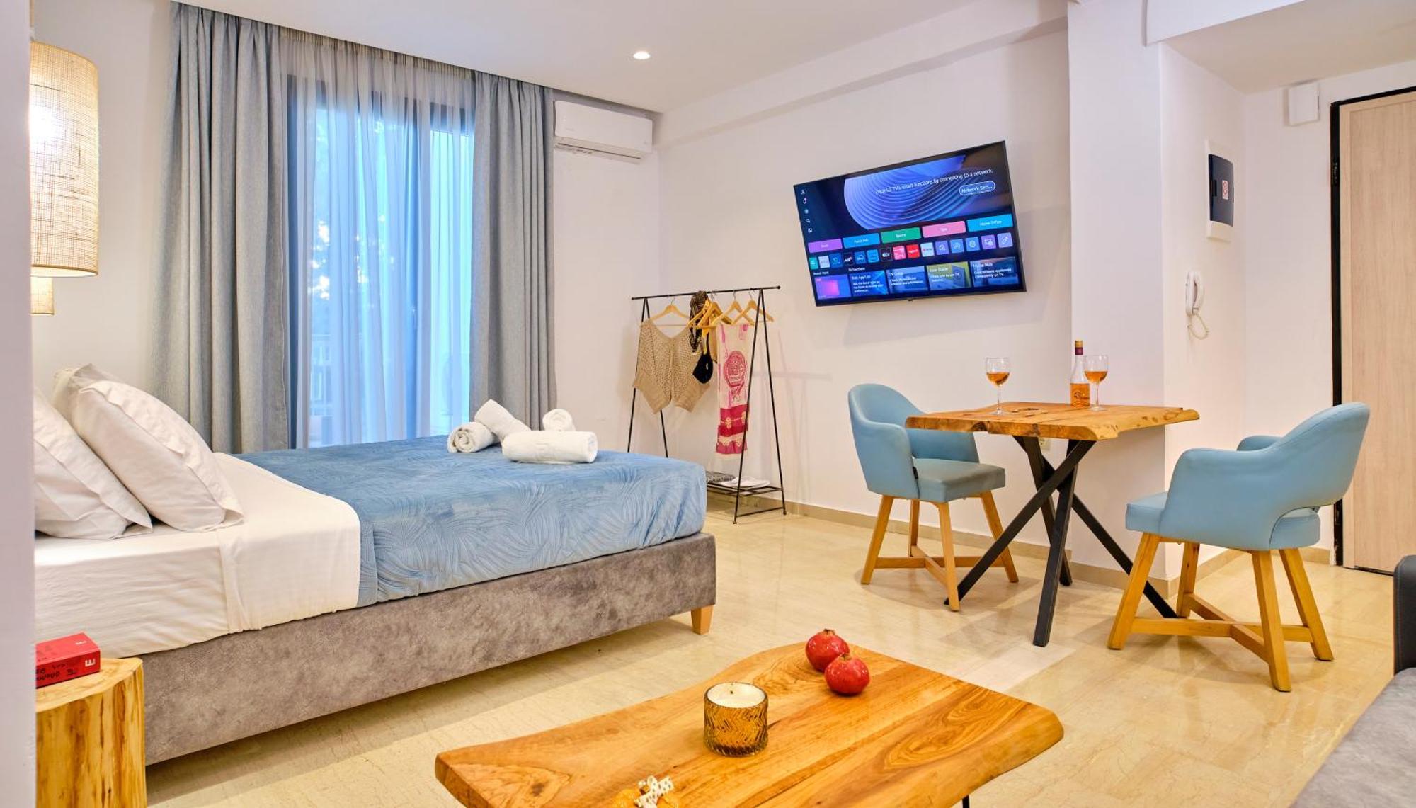 Sunflower Suites Gouvia Corfu Екстериор снимка