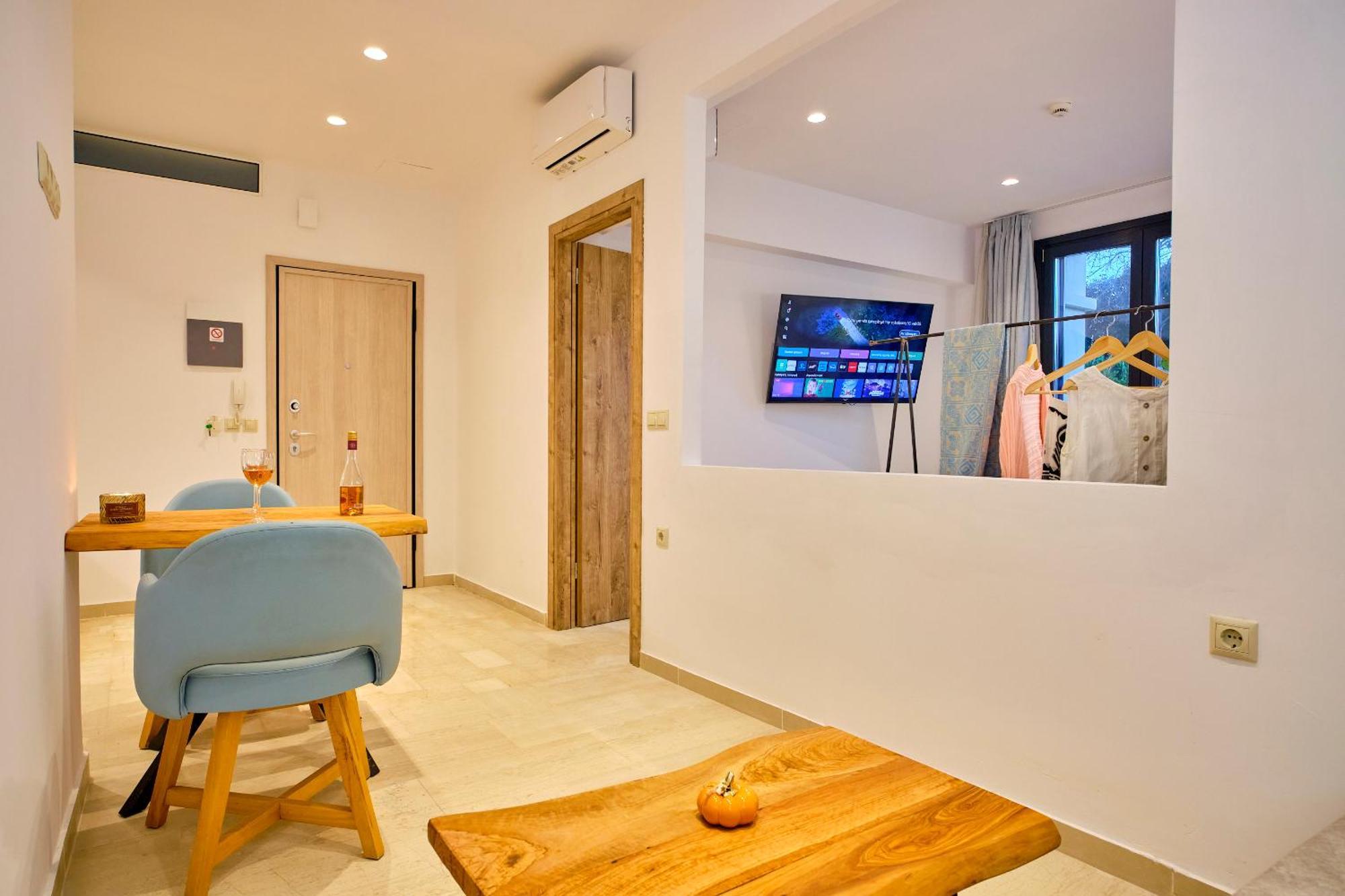 Sunflower Suites Gouvia Corfu Екстериор снимка
