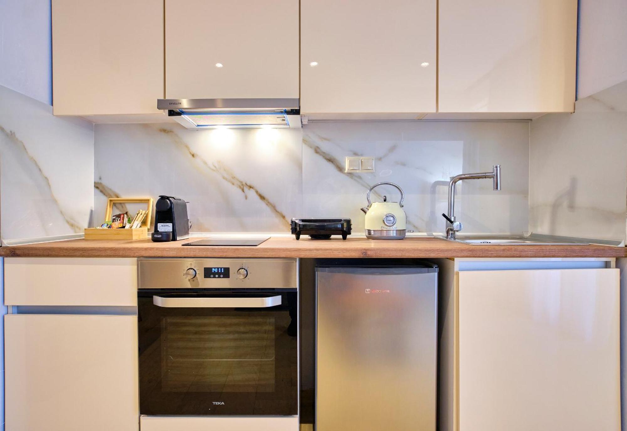 Sunflower Suites Gouvia Corfu Екстериор снимка